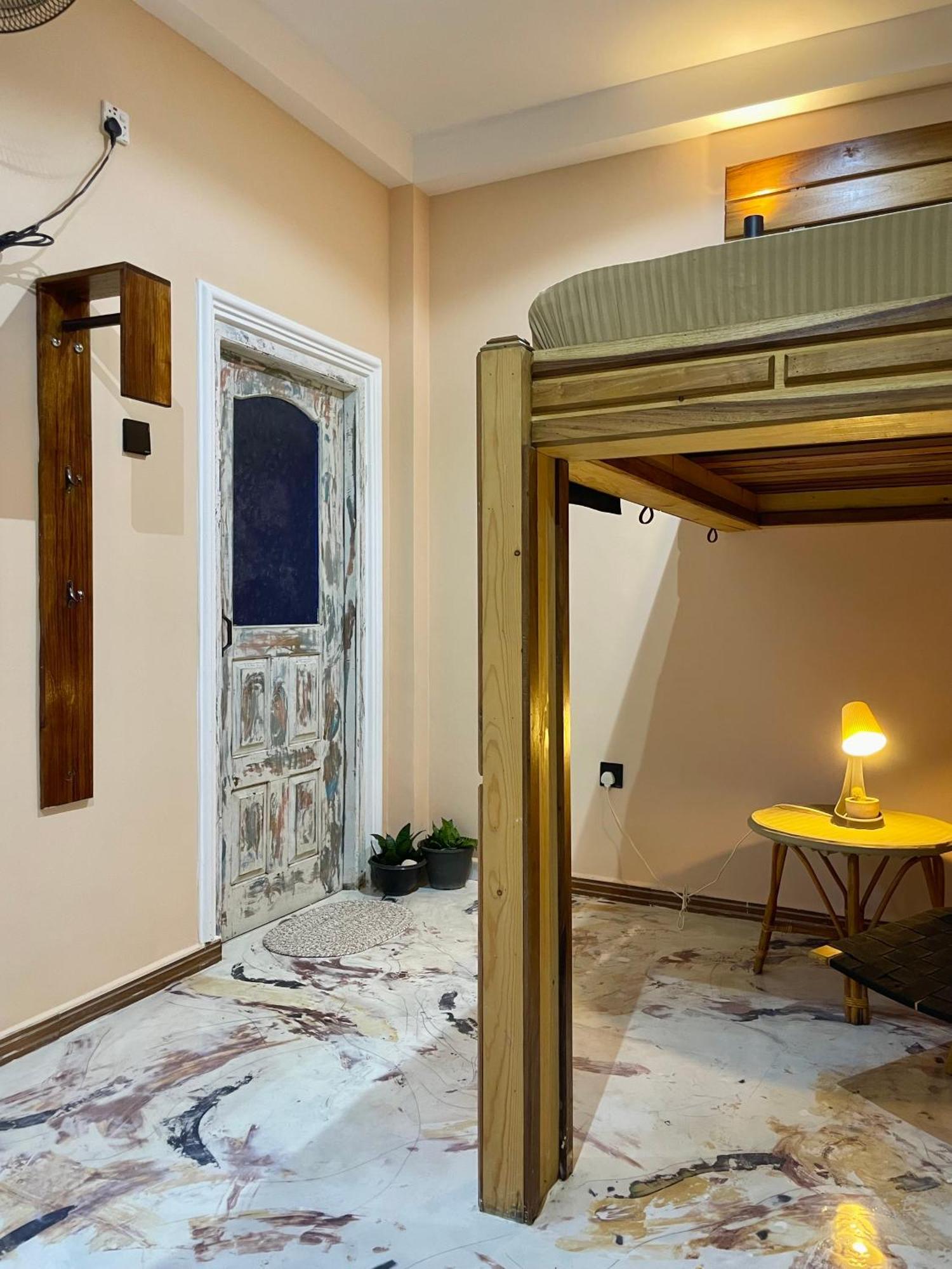 Habibi Hostel & Restaurant 乌纳瓦图纳 外观 照片