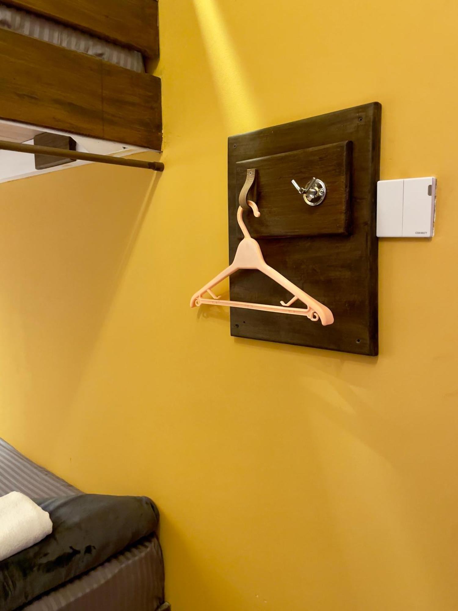 Habibi Hostel & Restaurant 乌纳瓦图纳 外观 照片