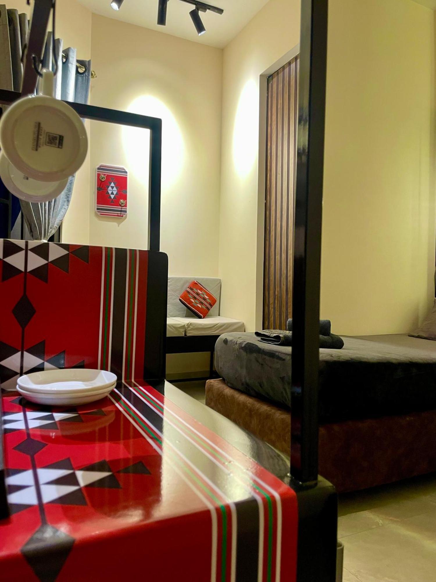 Habibi Hostel & Restaurant 乌纳瓦图纳 外观 照片
