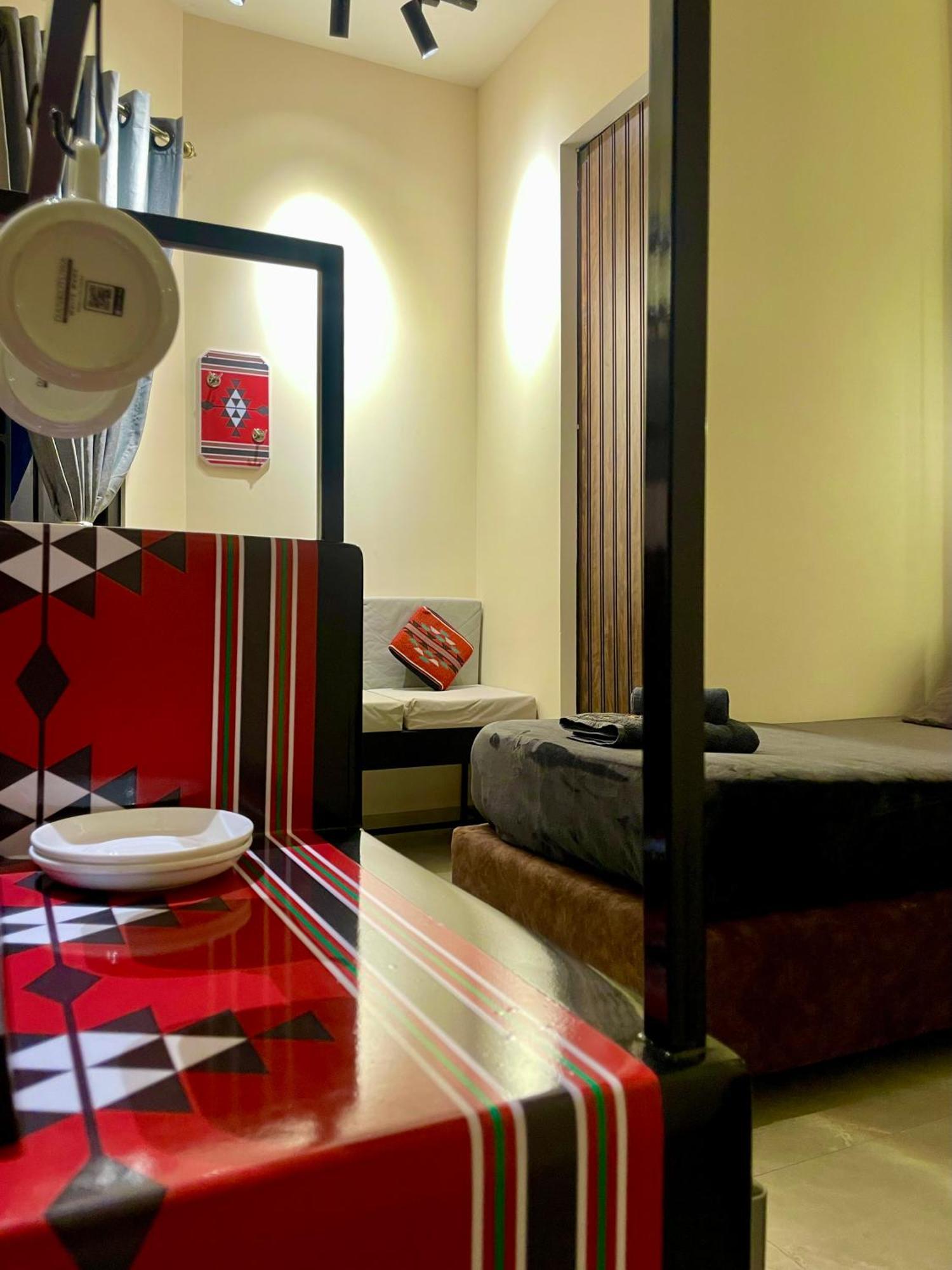Habibi Hostel & Restaurant 乌纳瓦图纳 外观 照片