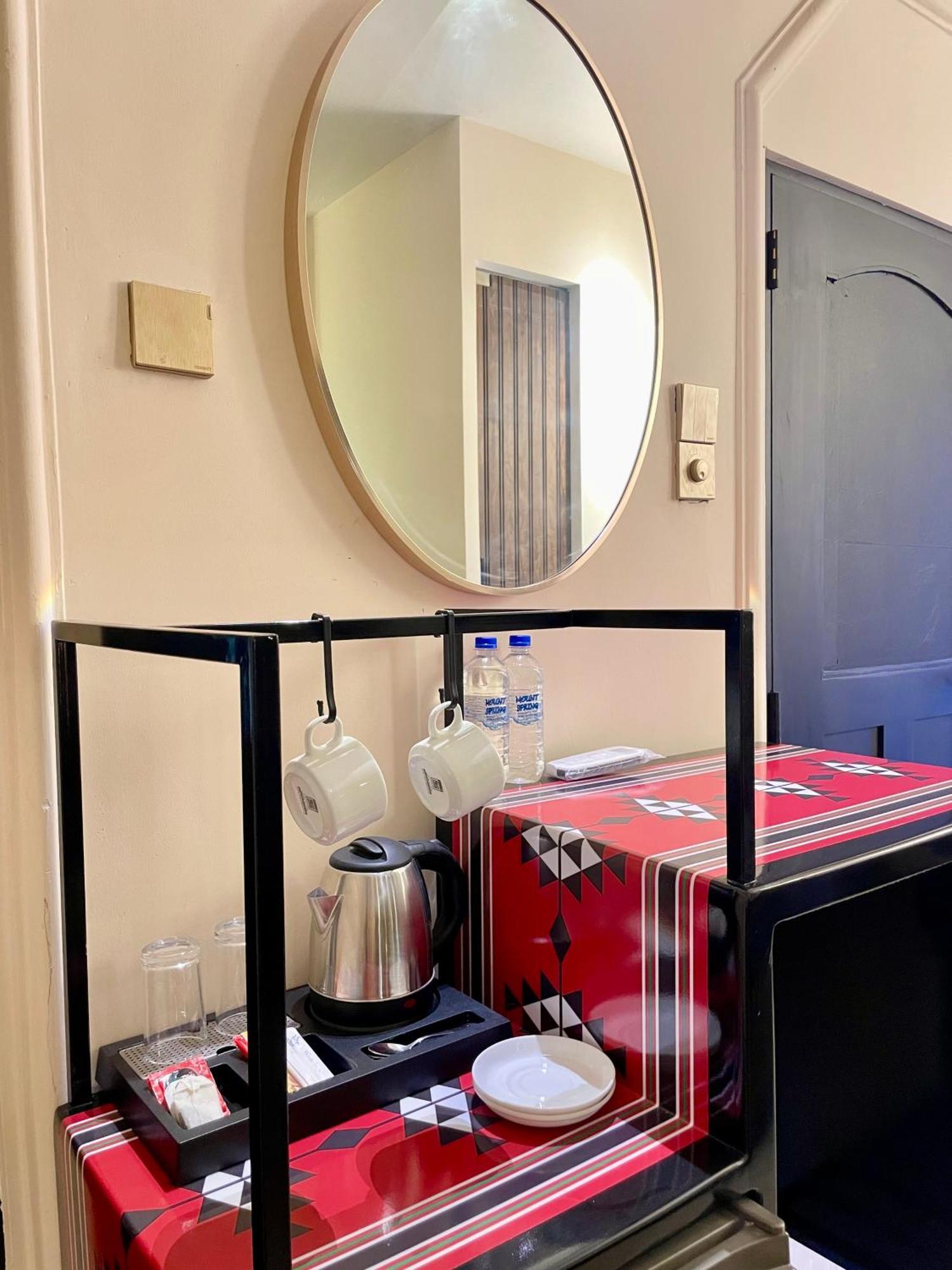 Habibi Hostel & Restaurant 乌纳瓦图纳 外观 照片